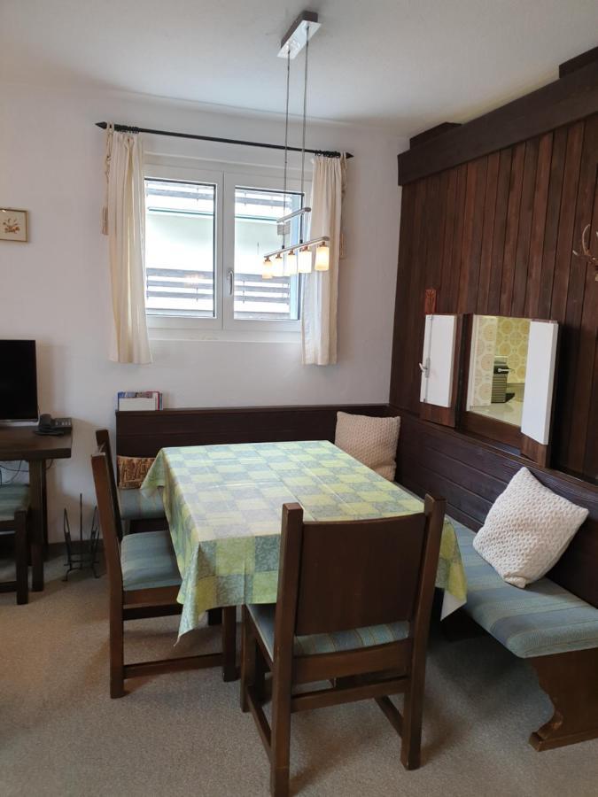 Ferienwohnungen Chesa Clois 24 렌쩨르하이데 외부 사진